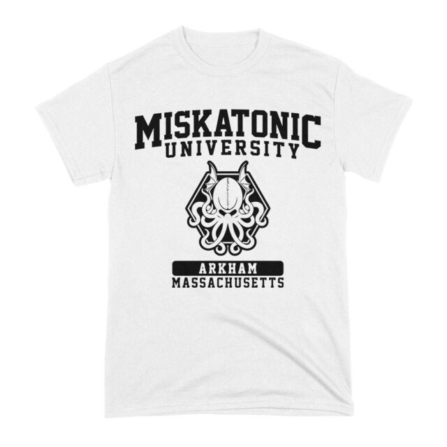Arte Camiseta Miskatonic University Arkham